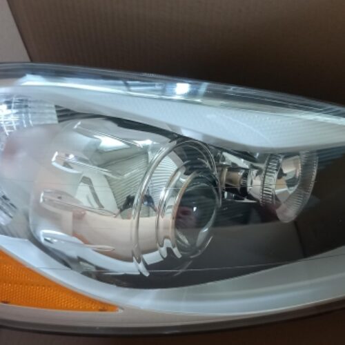 Headlight, 31420684