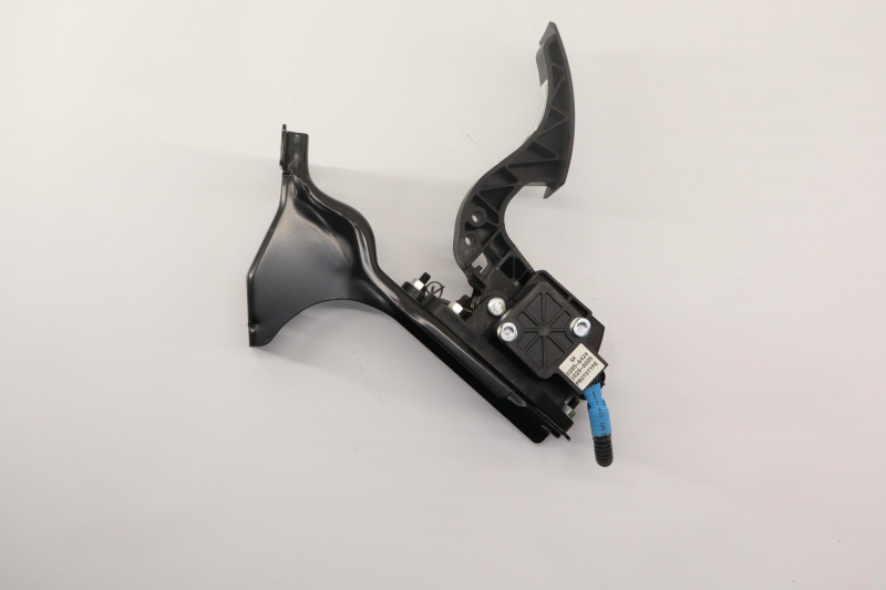 Accelerator Pedal, 327004E200