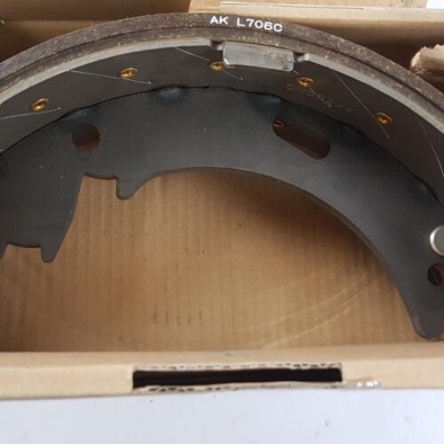 Brake Shoe Set, MK326921