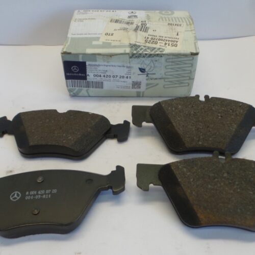 Brake Pad Set, A004420072041