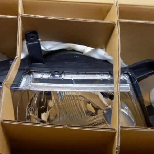 Headlight, MN117110