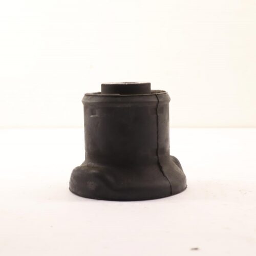 Mounting, Axle Beam, XR818140