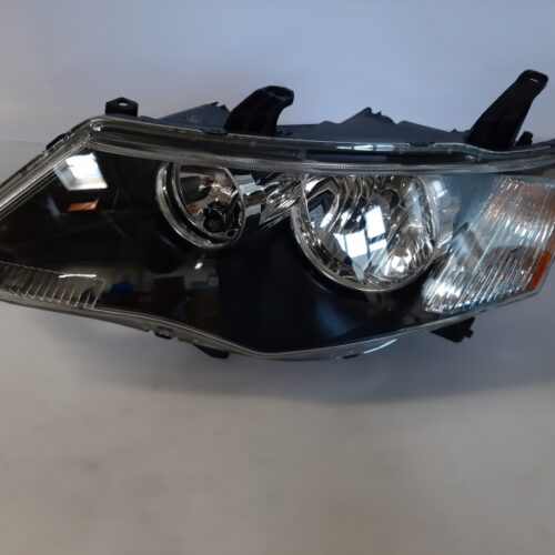 Headlight, 8301A159