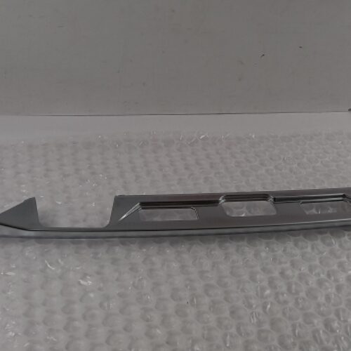 Trim/Protective Strip, Lid, LR045167