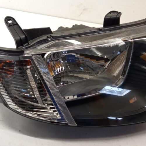 Headlight, 8301B010