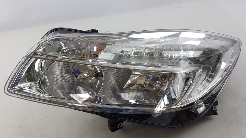 Headlight, 22831926