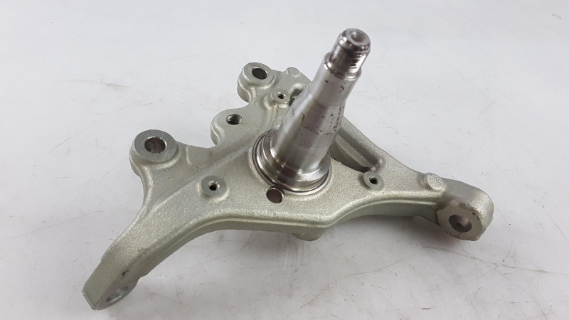 Steering Knuckle, A2043320101