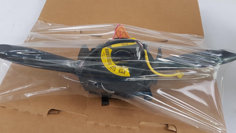 Steering Column Switch, 735386607
