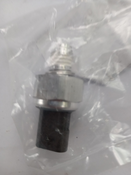 Oil Pressure Switch, 12637356