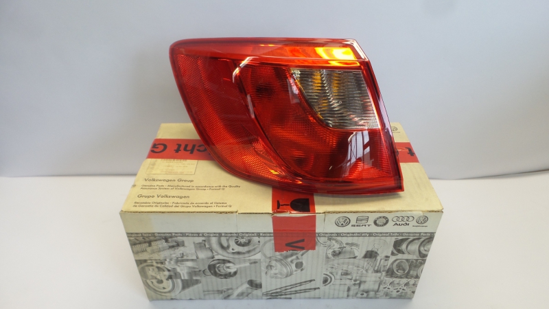 Combination Rearlight, 6J8945095