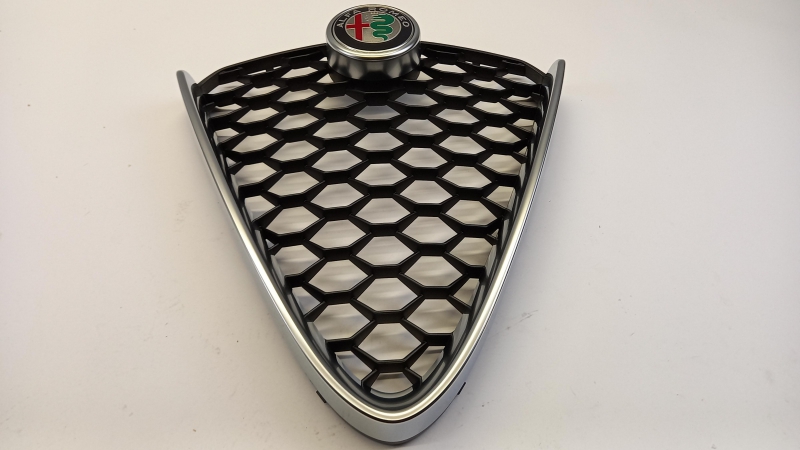 Radiator Grille, 156157018