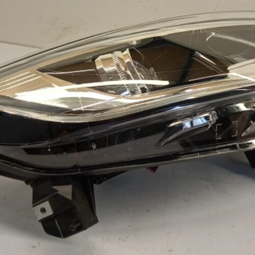 Headlight, 260102597R