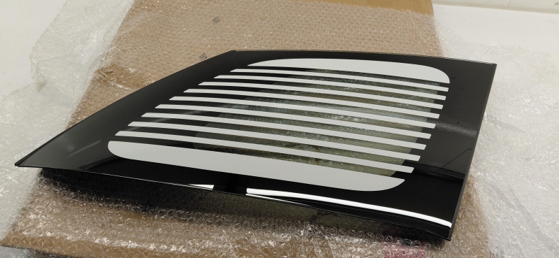 Side Window, 16341487Z3