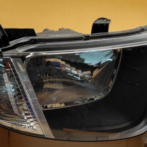 Headlight, 8301A688