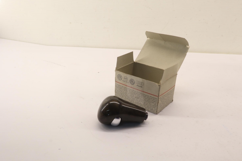 Gear Lever Knob, 4E1713141CNRW