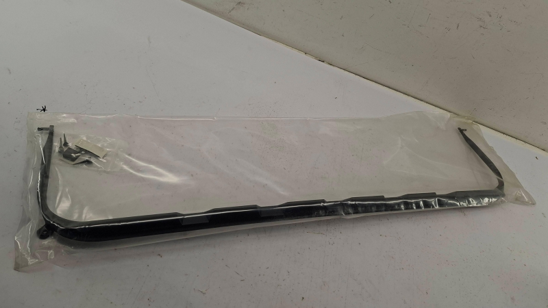 Air Deflector, Sunroof, 8D9877651A