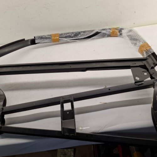 Window Guide, 4B5839754H03C