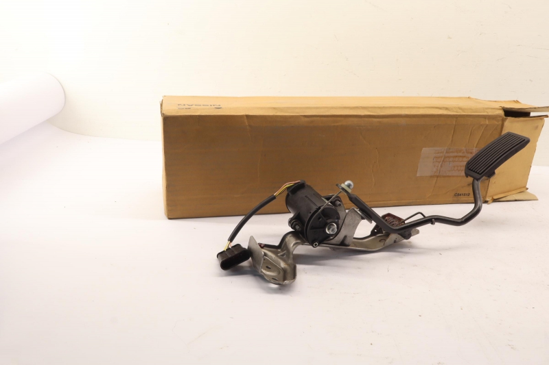 Accelerator Pedal, 180122F800
