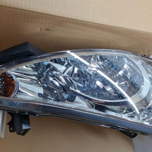 Headlight, 8301B198