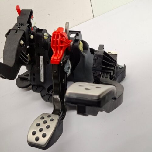 Pedal Kit, 39011433